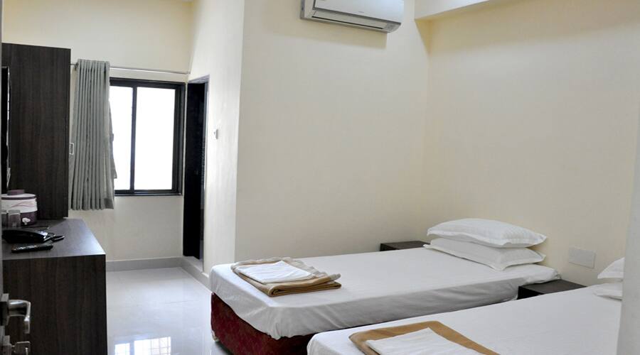 Hotel Friend's Residency, Jamnagar 5